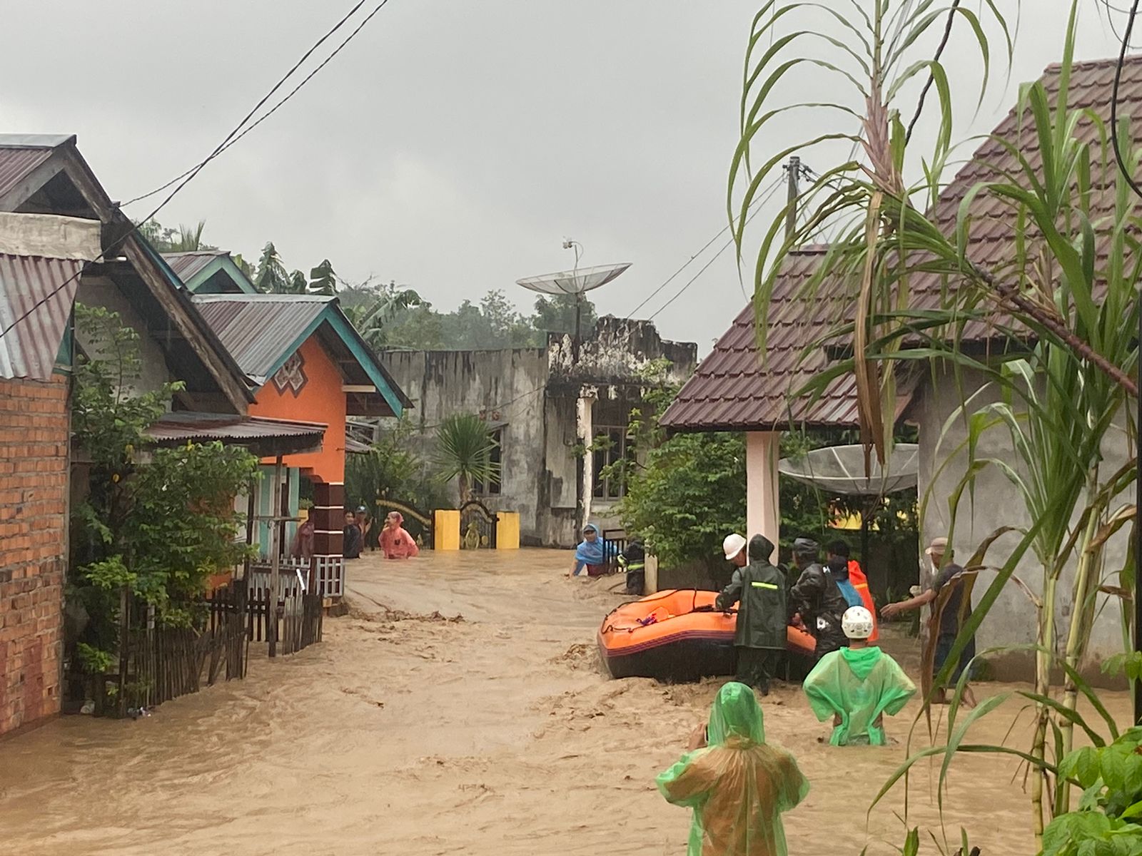 Satu Warga Meninggal Dunia Akibat Terdampak Banjir di Lahat